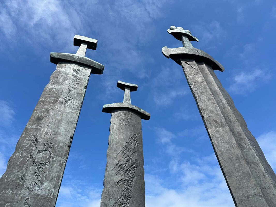 The Three Swords monument. Three bronze 10 meter tall swords pointing to the sky.